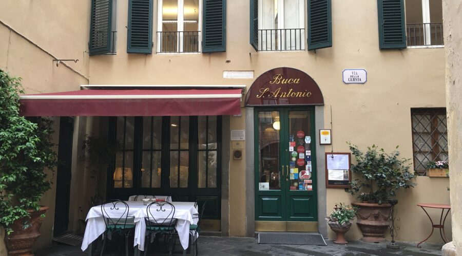 Lucca –  Buca di Sant’Antonio