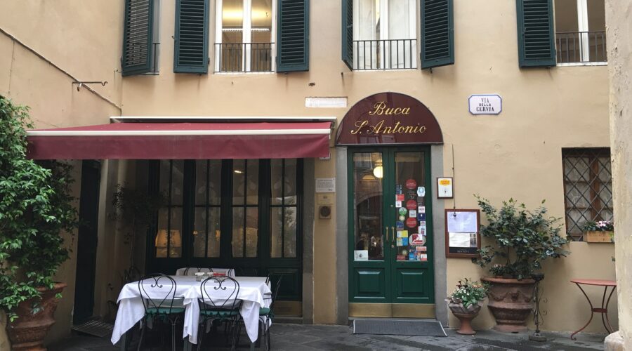 Lucca –  Buca di Sant’Antonio