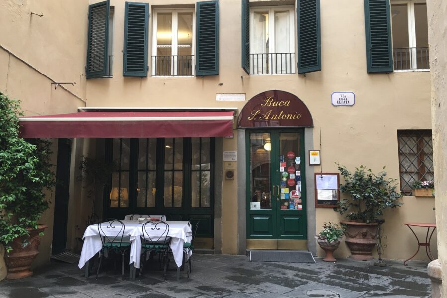 Lucca –  Buca di Sant’Antonio