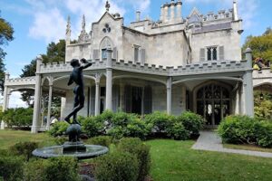 Lyndhurst Mansion