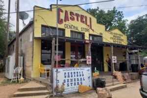 Castell General Store