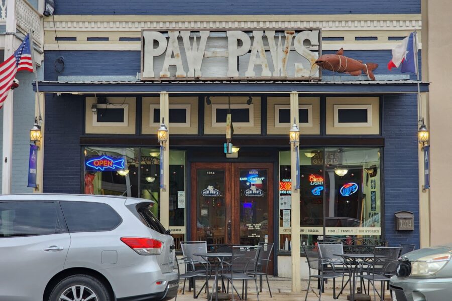 Paw Paw's Catfish House in Bastrop, Texas