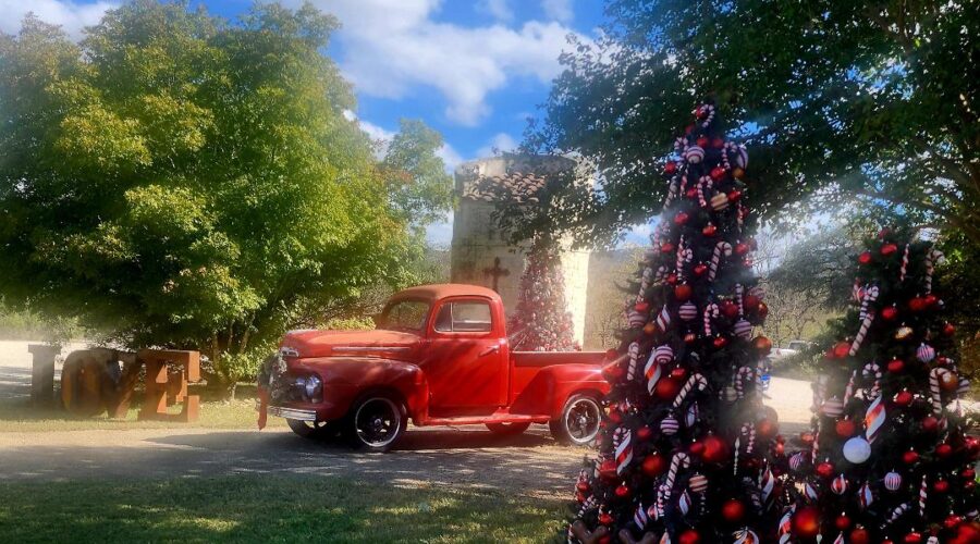 Christmas at The Laurel Tree